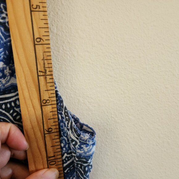 Caffe Marrakesh Blue/White Paisley Sleeveless Tunic Button Tank Top Women L Chic - Picture 13 of 14